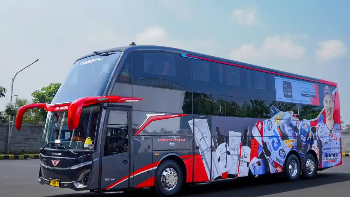 Bus - PO Juragan 99 Trans Kenalkan Bus Berlivery Gresini Racing
