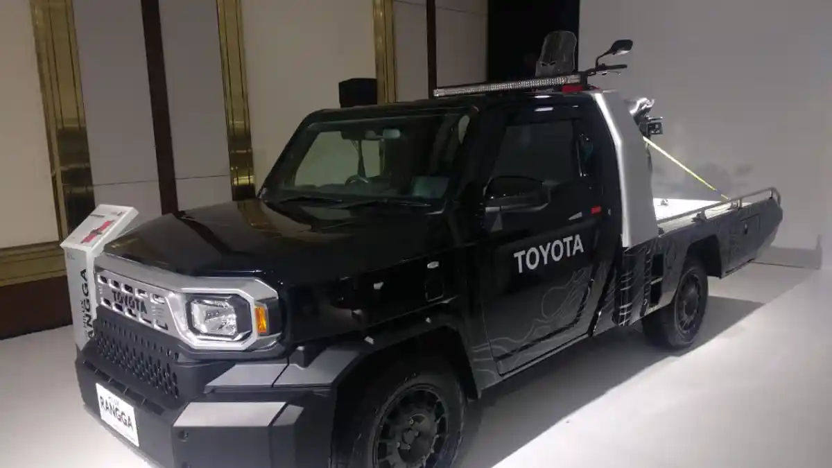 Foto - Cek Dulu Plus-Minusnya Toyota Hilux Rangga Buat Armada Towing Moge