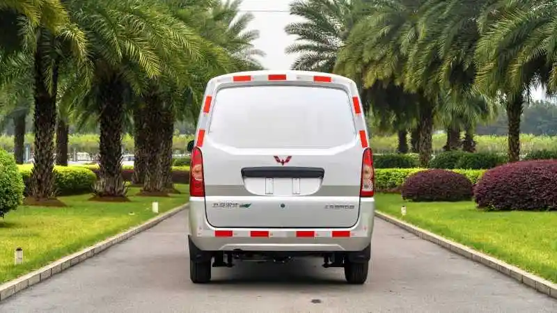 Foto - MPV Listrik Wuling Tak Sampai RP 200 Juta di Cina