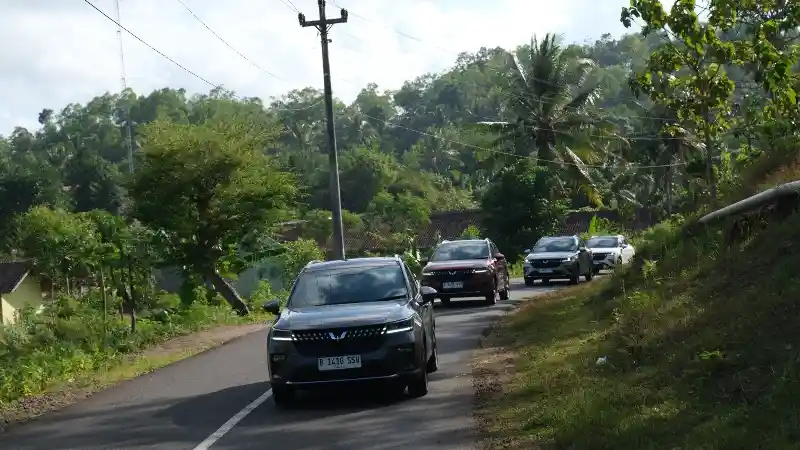 First Drive - FIRST DRIVE: Wuling Alvez Rute Solo-Yogyakarta Via Gunung Kidul