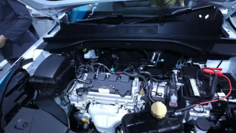 Foto - Wuling Alvez, Jadi B-Segmen SUV 5 Seater Berbanderol Paling Bersahabat