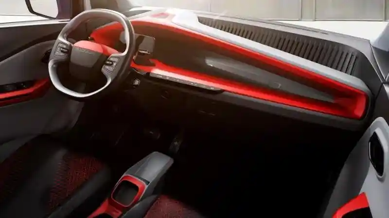 Foto - Wuling Telah Pamer E100 di GIIAS 2018, Baojun Siap Jual E200 Seharga LCGC