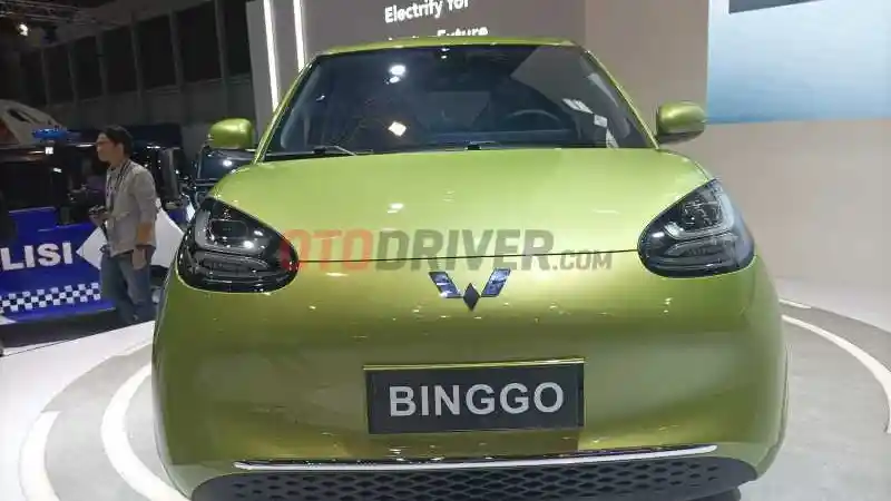 Foto - Hanya Diperkenalkan, Wuling Binggo Mejeng di PEVS 2023