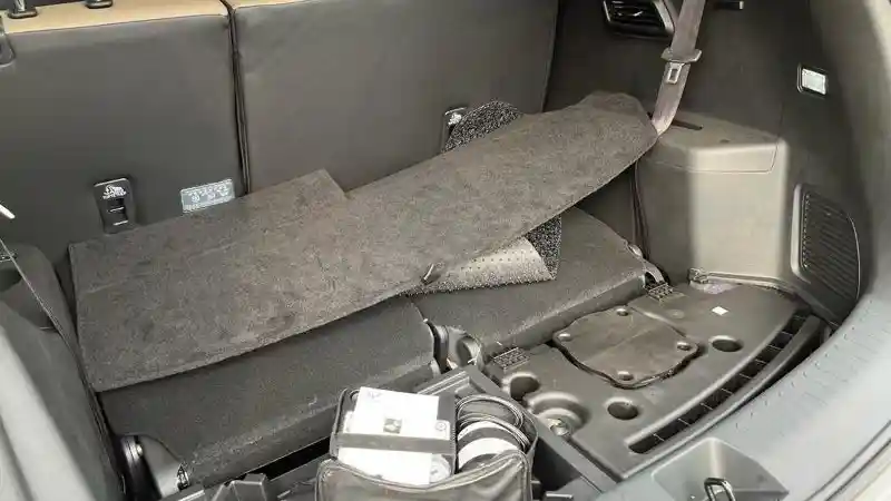 Foto - Berlibur Dengan Mobil Tanpa Ban Serep, Sudah Tahu Cara Pakai Tyre Repair Kit?