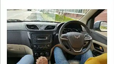 Foto - Wuling 1.200 CC Pakai Audio 1 DIN dan Kabin Mewah? Ini Bocorannya