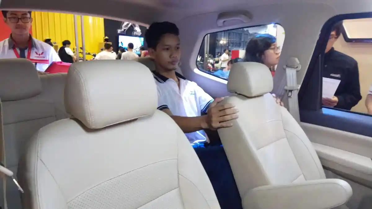 Berita - PSBB: Jumlah Orang di Dalam Mobil Diatur!