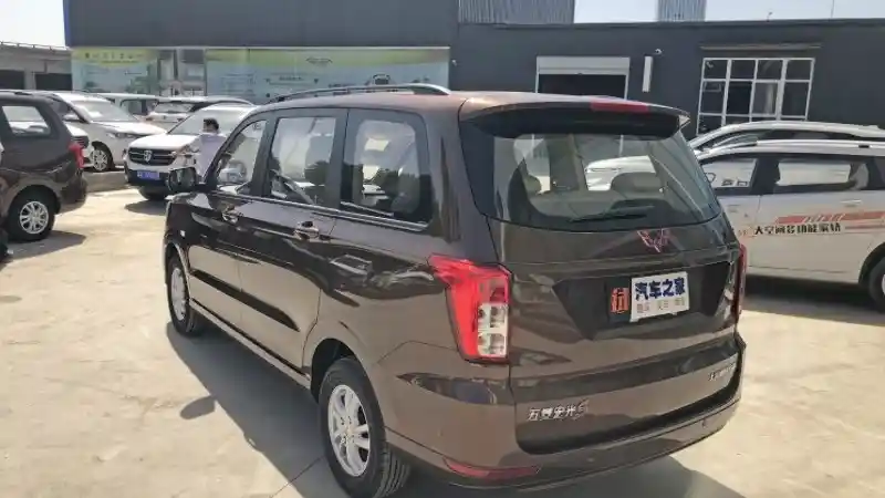 Foto - Ini Dia Wuling Confero Model Terbaru!