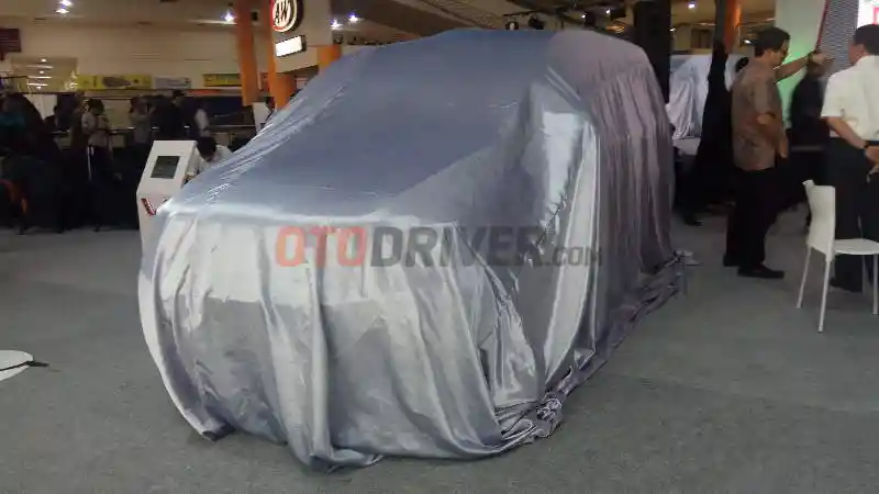 Foto - Detik-detik Peluncuran MPV Baru Wuling. Namanya Formo?