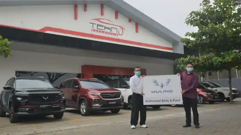 Foto - Perkuat Layanan Purna Jual, Wuling Kerja Sama Dengan Bengkel Body Repair 