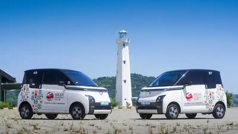 Berita - Wuling Serahkan 150 Air EV Long Range Untuk KTT ASEAN, Ada Ciri Khas Betawi