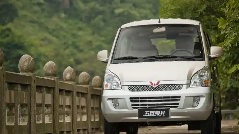 Mobil Listrik - MPV Listrik Wuling Tak Sampai RP 200 Juta di Cina