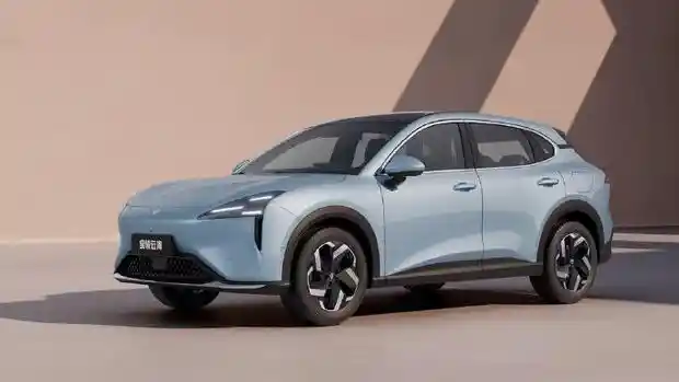 Berita - Wuling Siapkan EV Baru Di Indonesia?