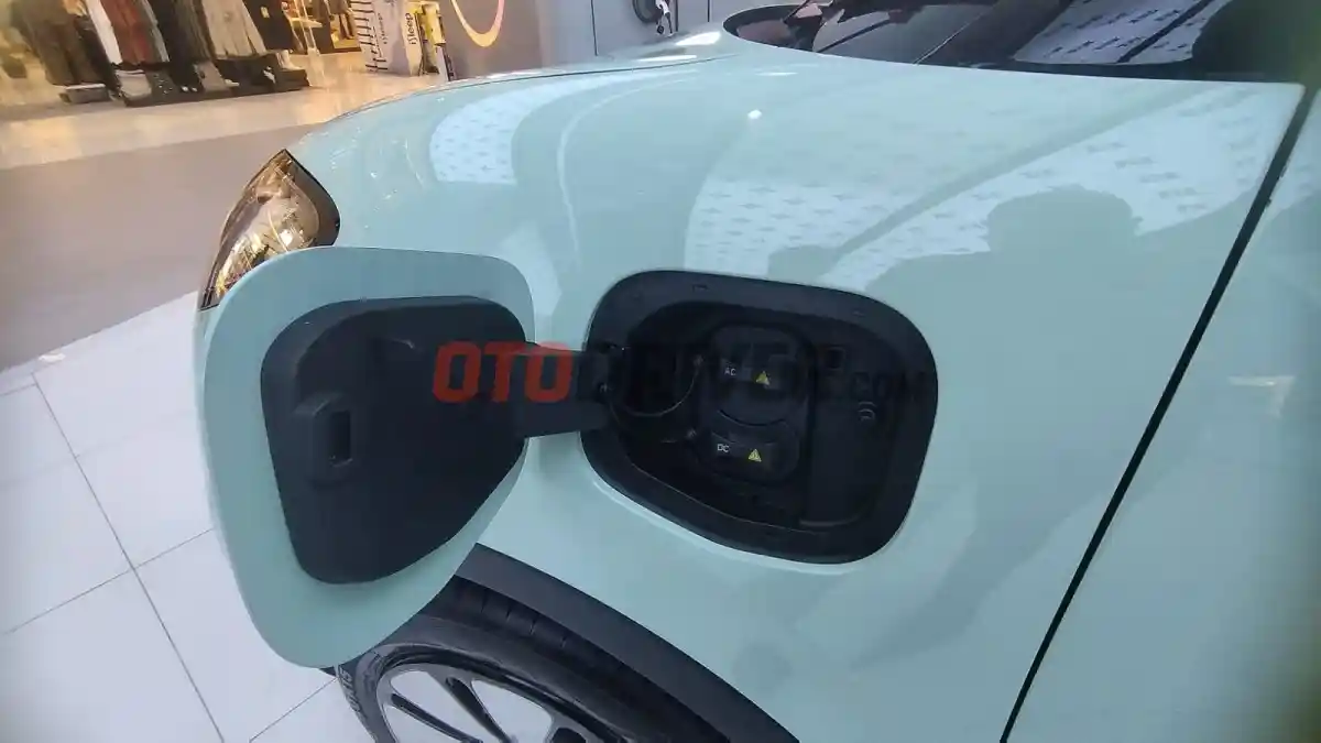 Foto - Update Wuling New Binguo EV, Kini Punya DC Charging CCS2