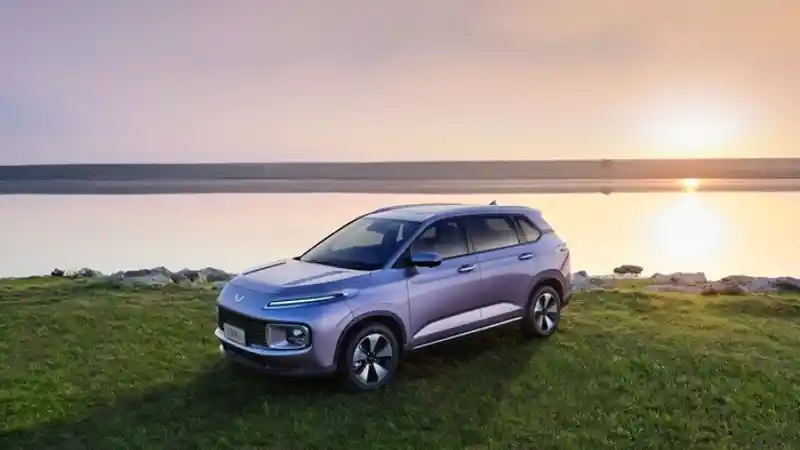 Berita - Wuling Hadirkan SUV Hybrid Di Cina Dengan Harga Rp 190 Jutaan