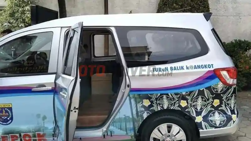 Foto - Ketika Wuling Confero Jadi Armada Angkot