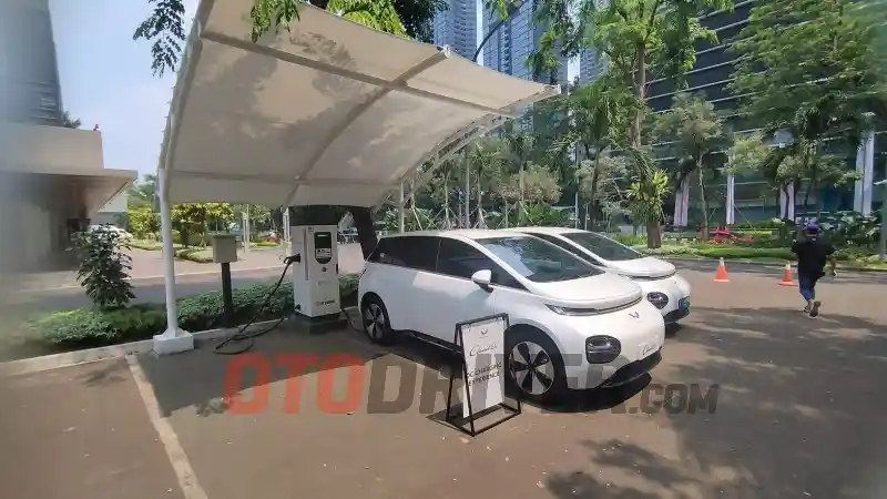 Foto - Ini 5 Kelebihan dan Kekurangan Wuling Cloud EV