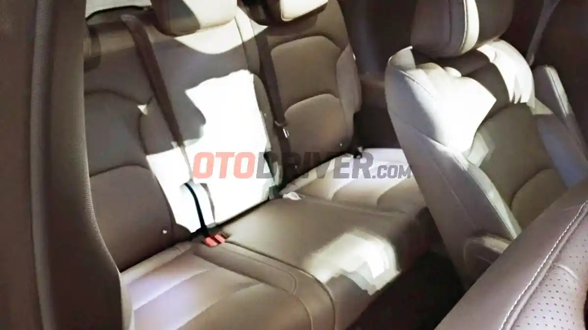 Foto - Harga Rp 350 Jutaan, Simak Hal-Hal Menarik Wuling Darion