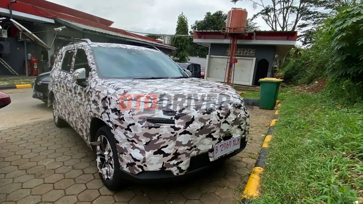 Foto - Pengganti Almaz Tertangkap Kamera, Inilah Eksion Dengan Opsi PHEV Dan EV?
