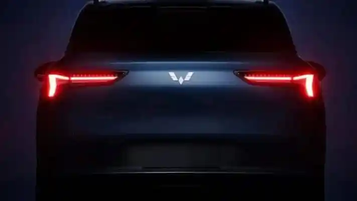 Foto - Wuling Sebar Teaser Calon SUV Listrik Terbaru Mereka