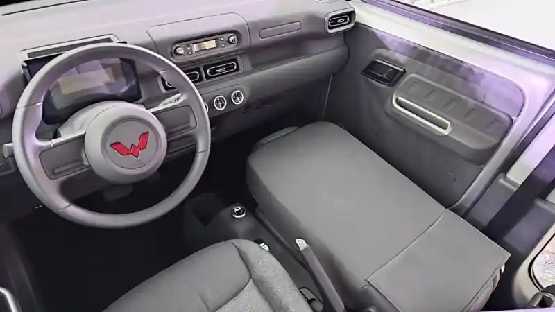 Foto - Wuling Resmi Perkenalkan Van Listrik Bergaya Kei Car Di Cina