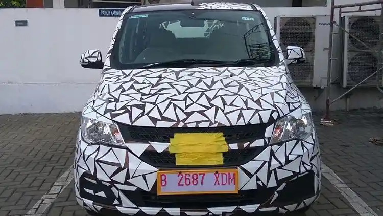 Foto - SPY SHOT: Wuling Confero 1.200 CC Mulai Tiba di Dealer. Ini Prediksi Harganya