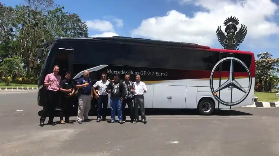 Foto - Besok, Bus Midi Mercedes-Benz OF 917 Diluncurkan Ulang di Pasar Indonesia