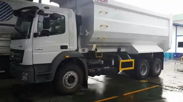 Foto - Dikontribusi Axor dan Actros, Penjualan Truk Daimler di Indonesia Melonjak 100 Persen