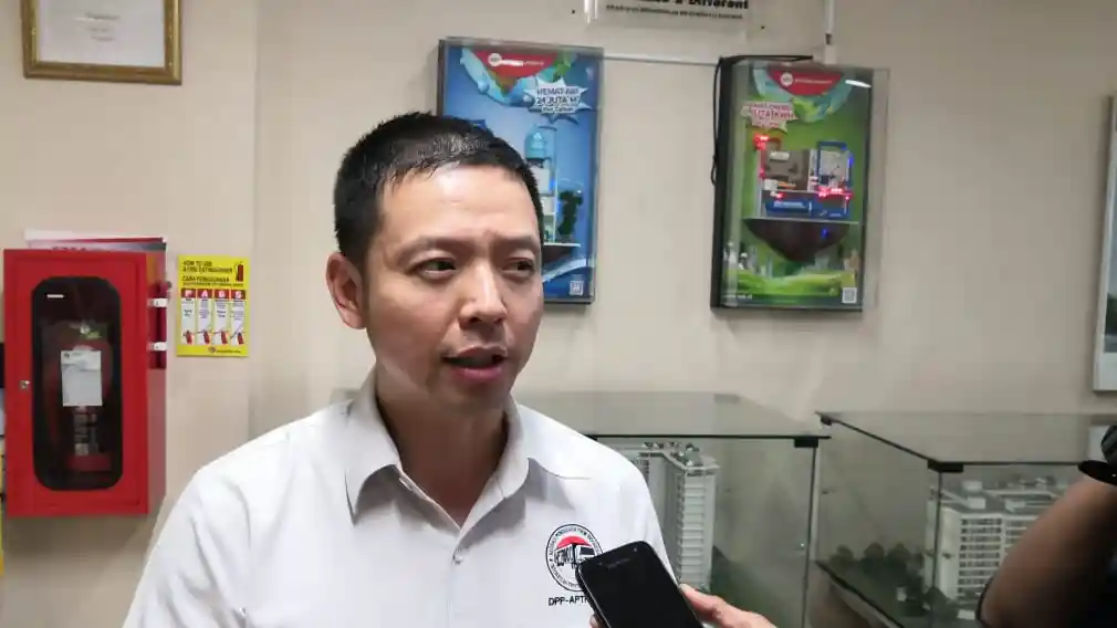 Berita - Ganjil Genap Diperluas Sampai Gerbang Tol Tambun Mulai Desember, Pengusaha Truk Cuma Bisa Pasrah