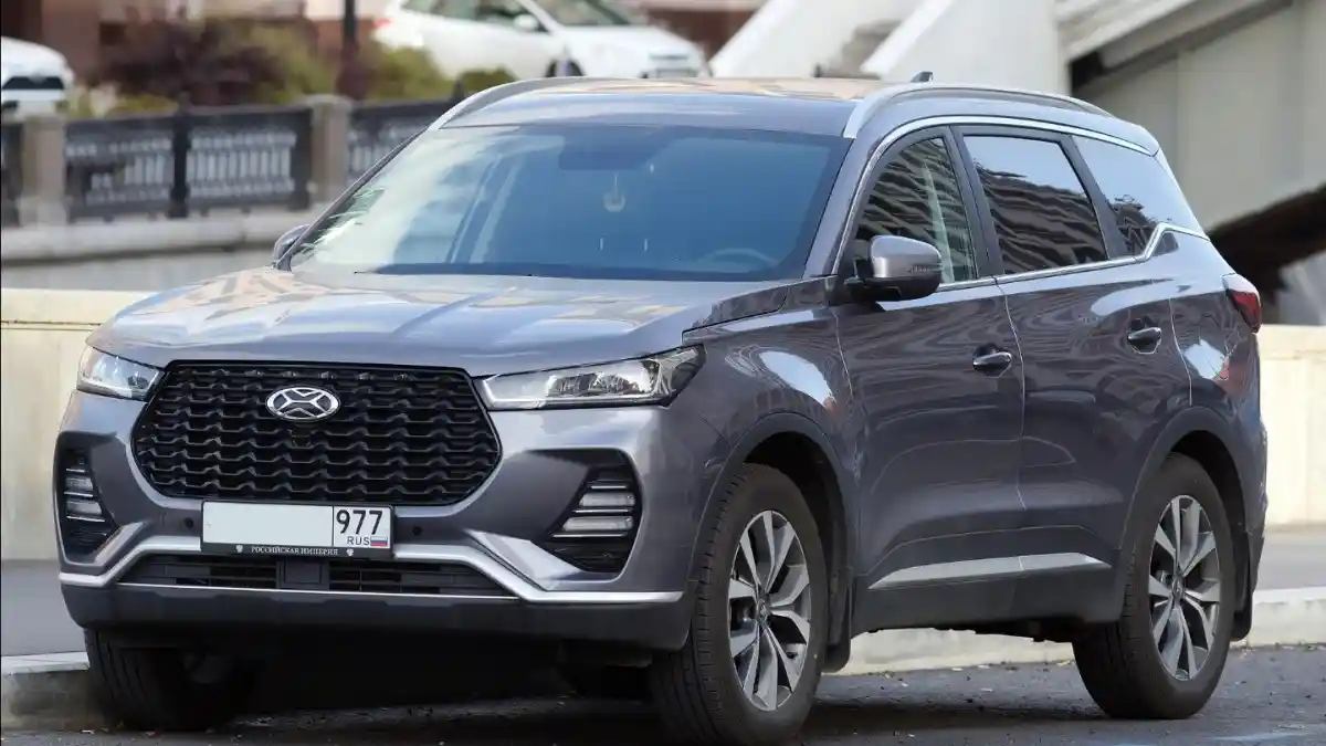 Foto - Beberapa Brand Asal Russia Ini Kembali Lahir Setelah Perang Dengan Ukraina