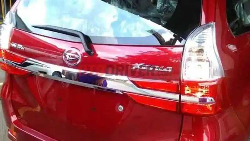 Foto - Wujud Daihatsu Xenia Model Baru Juga Bocor!