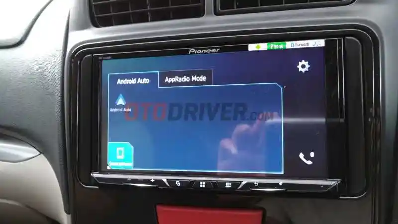 Foto - FIRST DRIVE: Daihatsu Xenia 1.5 R Deluxe MT 2019 