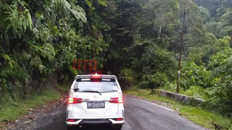 Foto - FIRST DRIVE: Daihatsu Xenia 1.5 R Deluxe MT 2019 