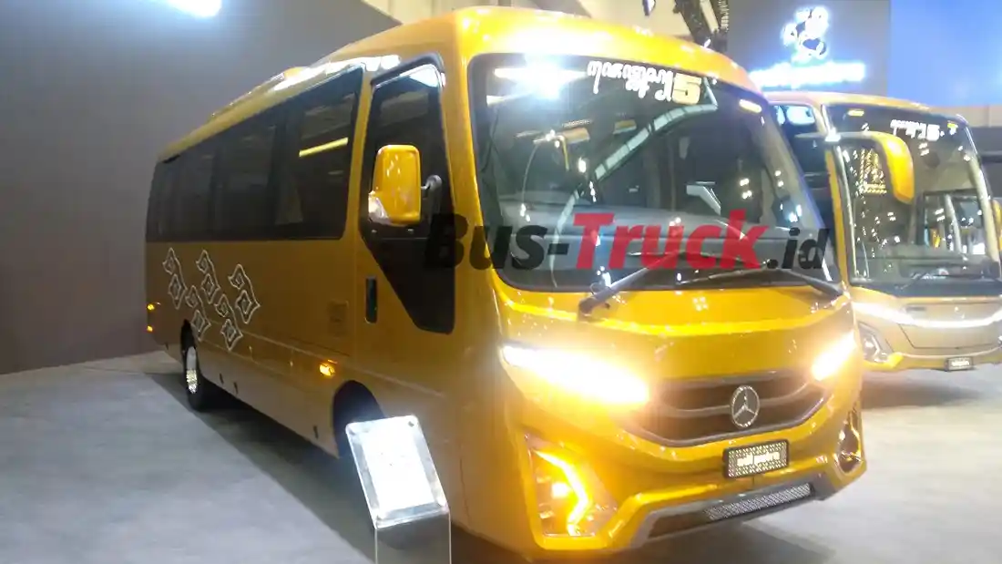 Foto - GIIAS 2024: Tampilan Medium Bus Makin Maksimum