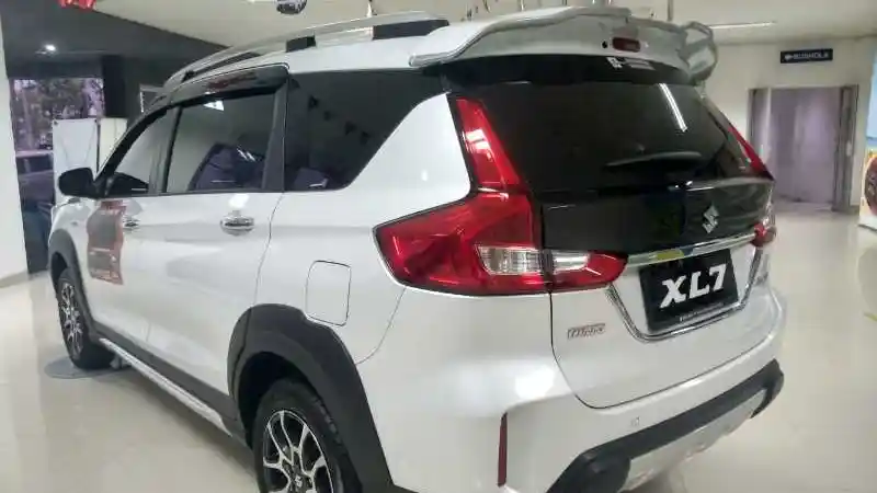 Foto - Suzuki XL7 Bisa Diangsur Mulai Rp 4 Jutaan, Begini Caranya