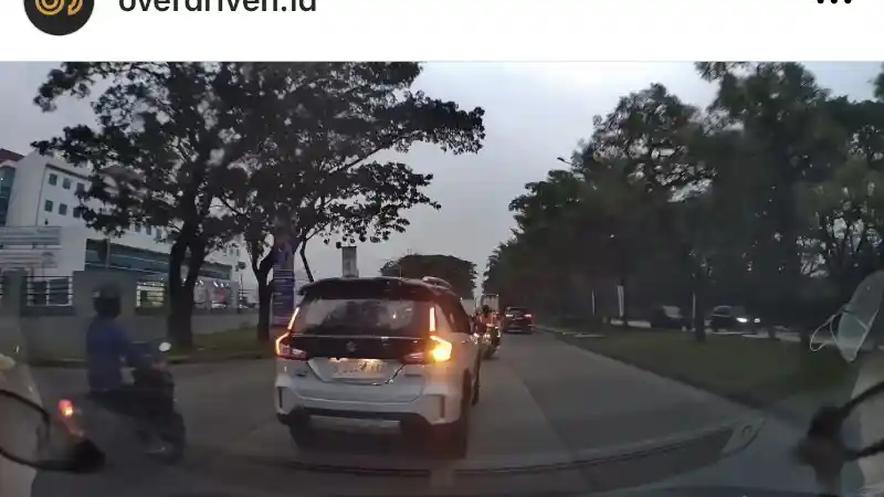 Foto - Suzuki XL7 Hybrid Meluncur Kamis Besok, Begini Bocoran Spesifikasinya