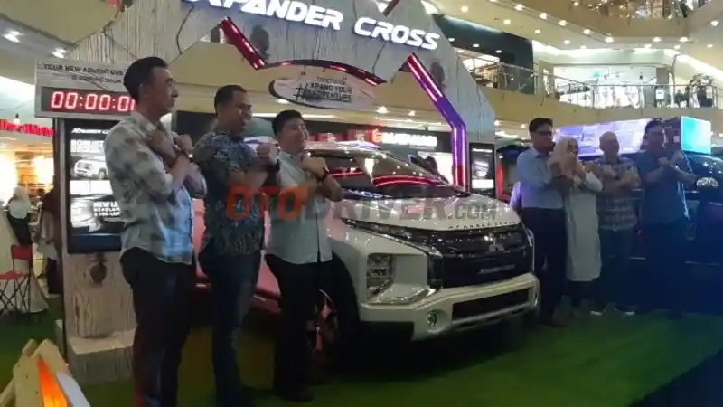Foto - Xpander Cross Akan Mengulang Booming 2 Tahun Lalu?