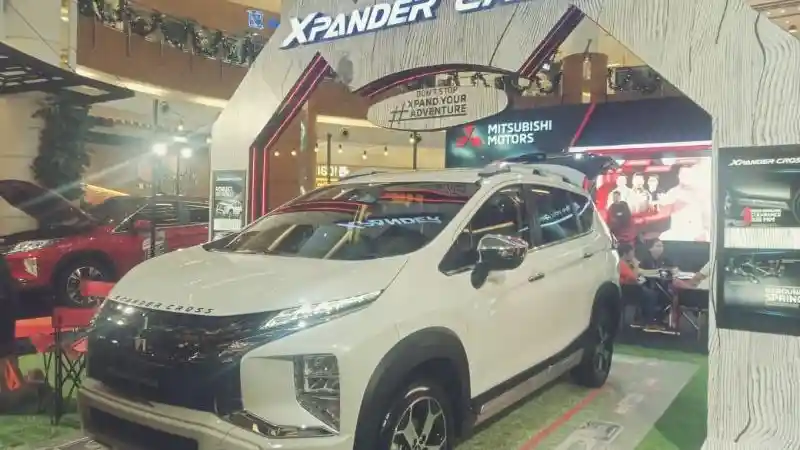 Berita - Mitsubishi Kepung Pinggiran Jakarta dengan Pameran Mini