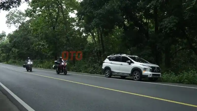 Foto - Mengandalkan Mitsubishi Xpander Cross Untuk Perjalanan 1.700 km Menuju Mandalika