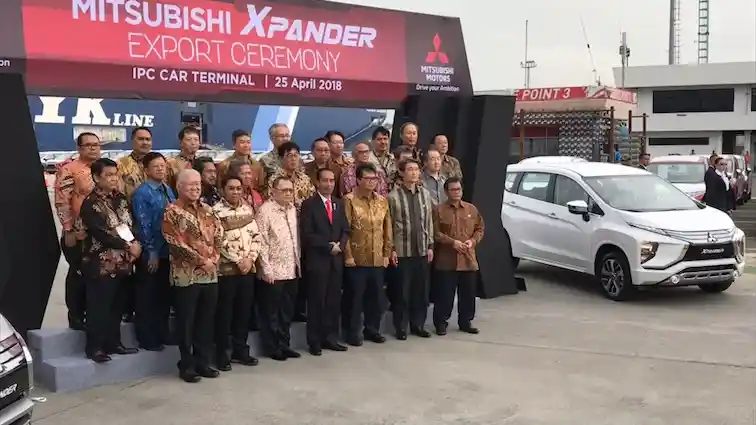 Berita - Presiden Joko Widodo Lepas Ekspor Mitsubishi Xpander Rakitan Indonesia