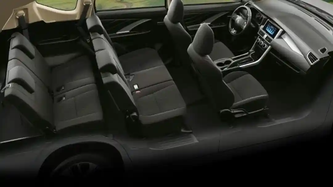 Foto - Mitsubishi Xpander Setir Kiri Siap Meluncur di Filipina