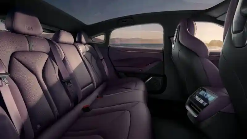 Foto - 10 Ribu Xpeng P7 Ludes Terpesan Dalam 6 Menit 37 Detik, Seberapa Spesial?