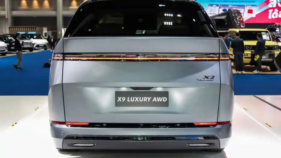 Foto - Xpeng X9 Facelit Meluncur Di Thailand, Apa Bedanya?