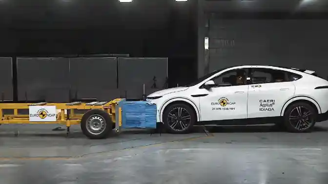 Crash Test - VIDEO: Crash Test Xpeng G6 (Euro NCAP)