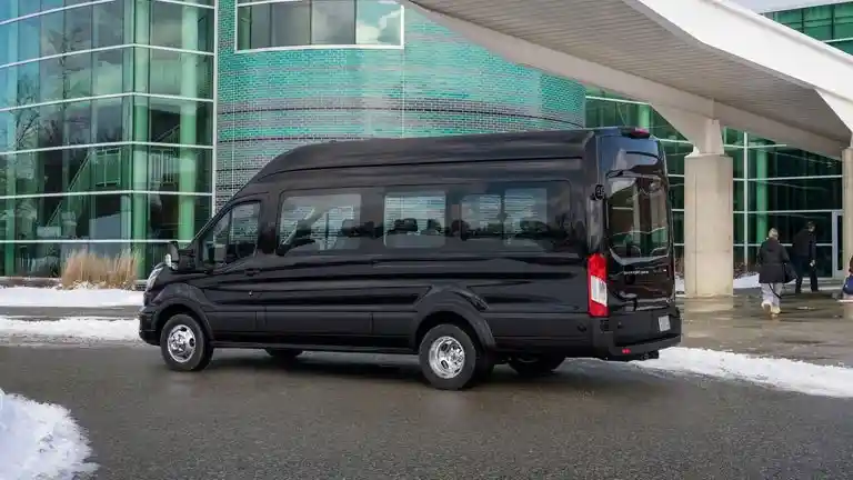 Foto - Ford Transit Edisi 2020 Gunakan Fitur All Wheel Drive dan Mesin Baru