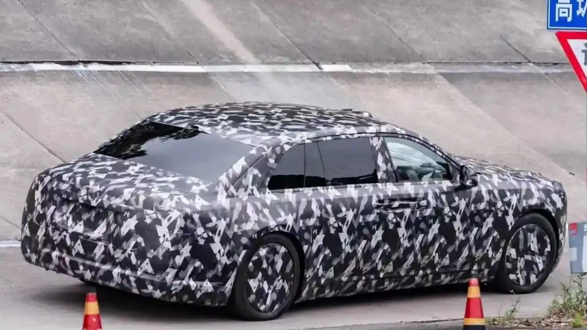 Foto - Yangwang Siapkan Sedan Super Premium Lawan Rolls-Royce Phantom
