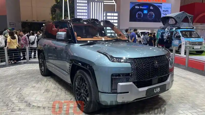 Foto - BYD Akhirnya Resmi Jual SUV Yang Bisa Berenang