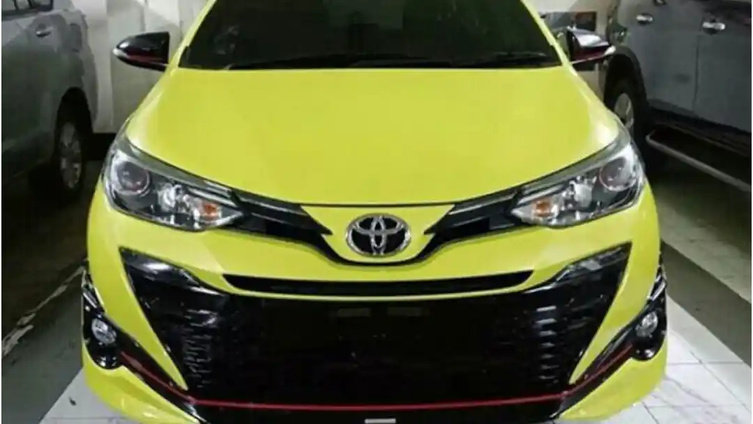 Foto - SPY SHOT: Wujud Utuh Yaris Generasi Terbaru di Indonesia (12 Foto)
