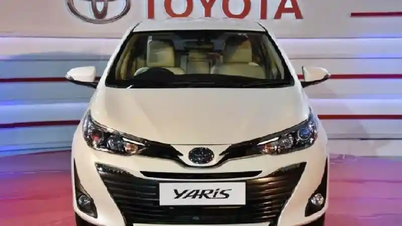 Foto - Toyota Yaris Resmi Disuntik Mati Di India