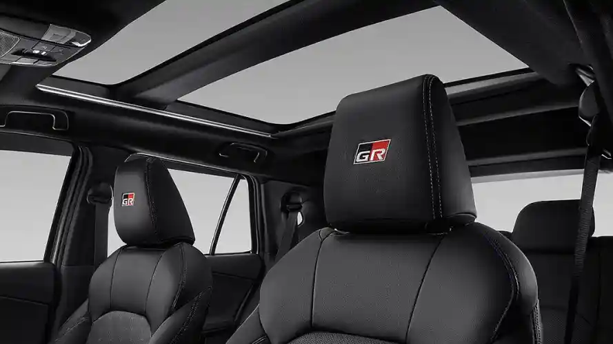 Foto - Toyota Recall 8.288 Yaris Cross Di Indonesia Karena Masalah Atap, Termasuk Mobil Anda?