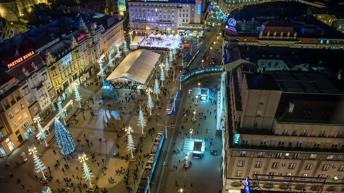 Foto - Di Manakah Rute Bus Terpendek Di Dunia?